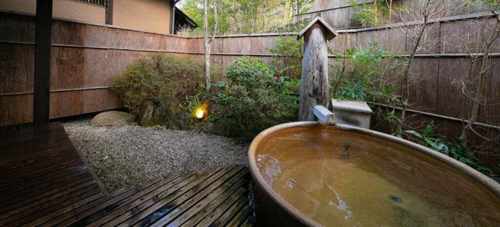 こころをなでる静寂 みやこ　客室露天風呂