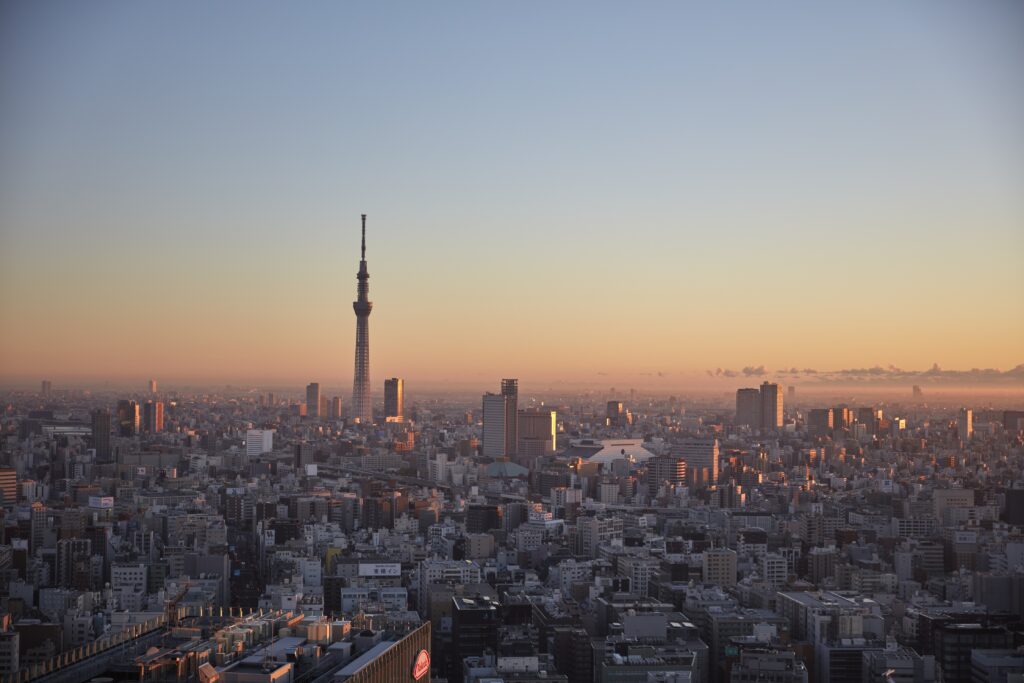 マンダリン オリエンタル 東京から望むスカイツリー方面の夕景