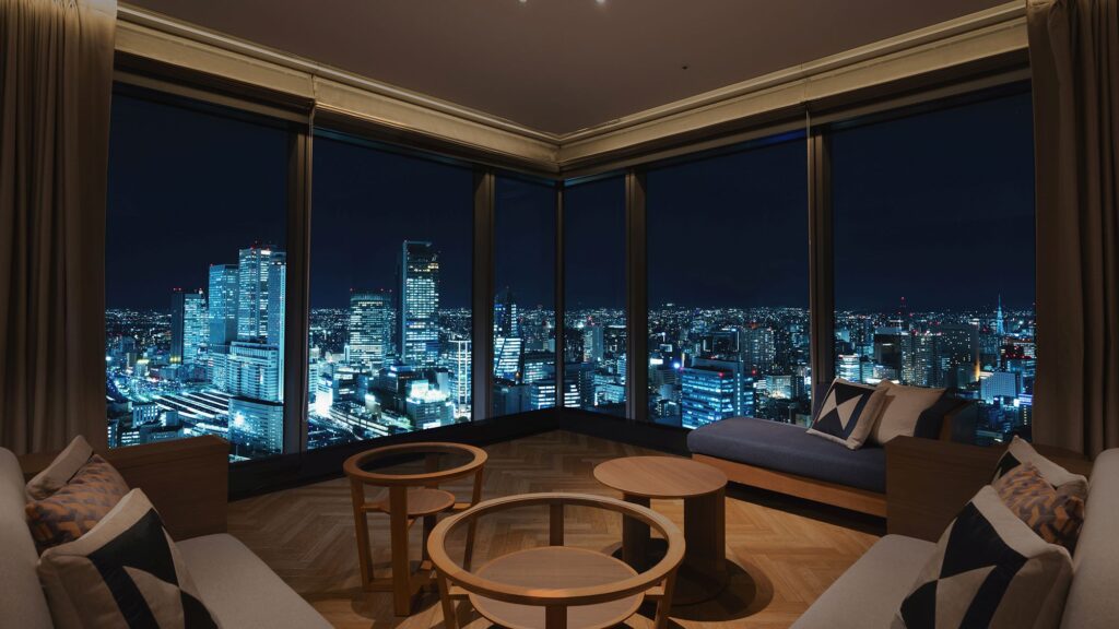 名古屋プリンスホテル スカイタワーの客室から広がる名古屋の夜景