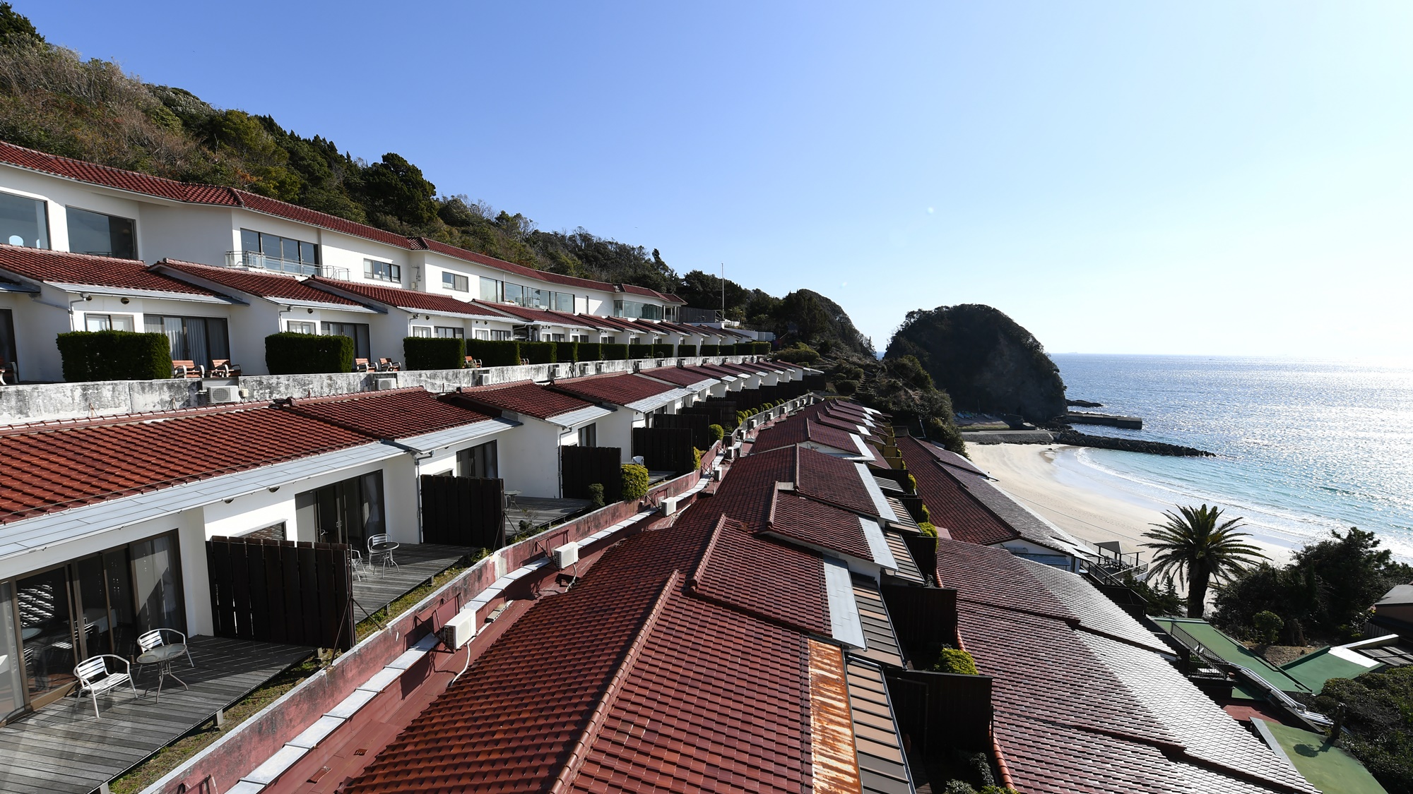 下田大和館から望む多々戸浜
