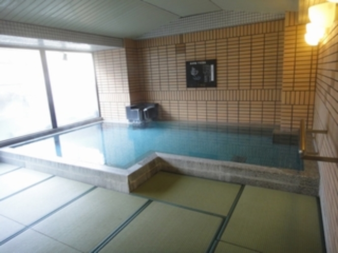 下呂温泉 木曽屋の畳敷きの大浴場