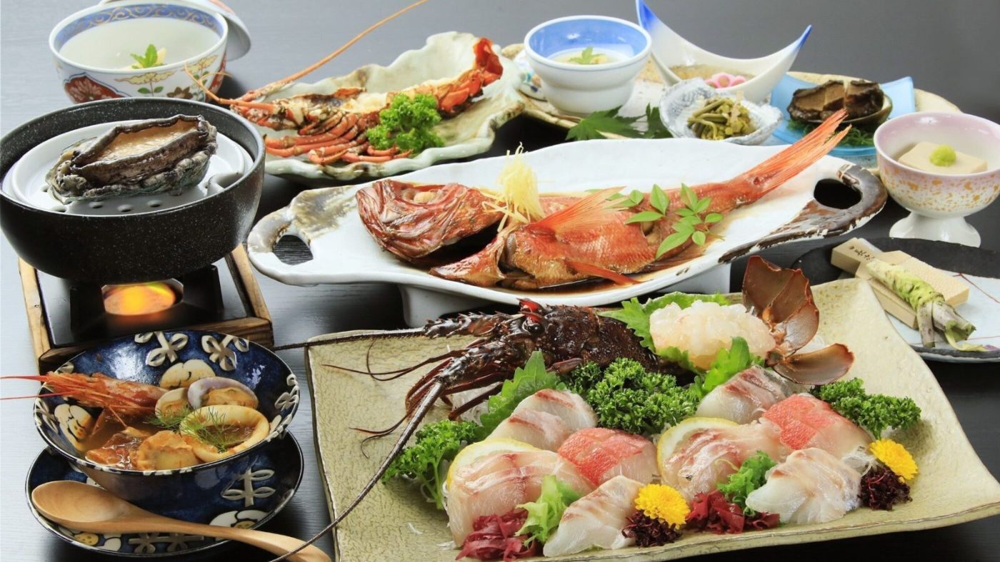 大人の隠れ宿 花の風の夕食の一例
