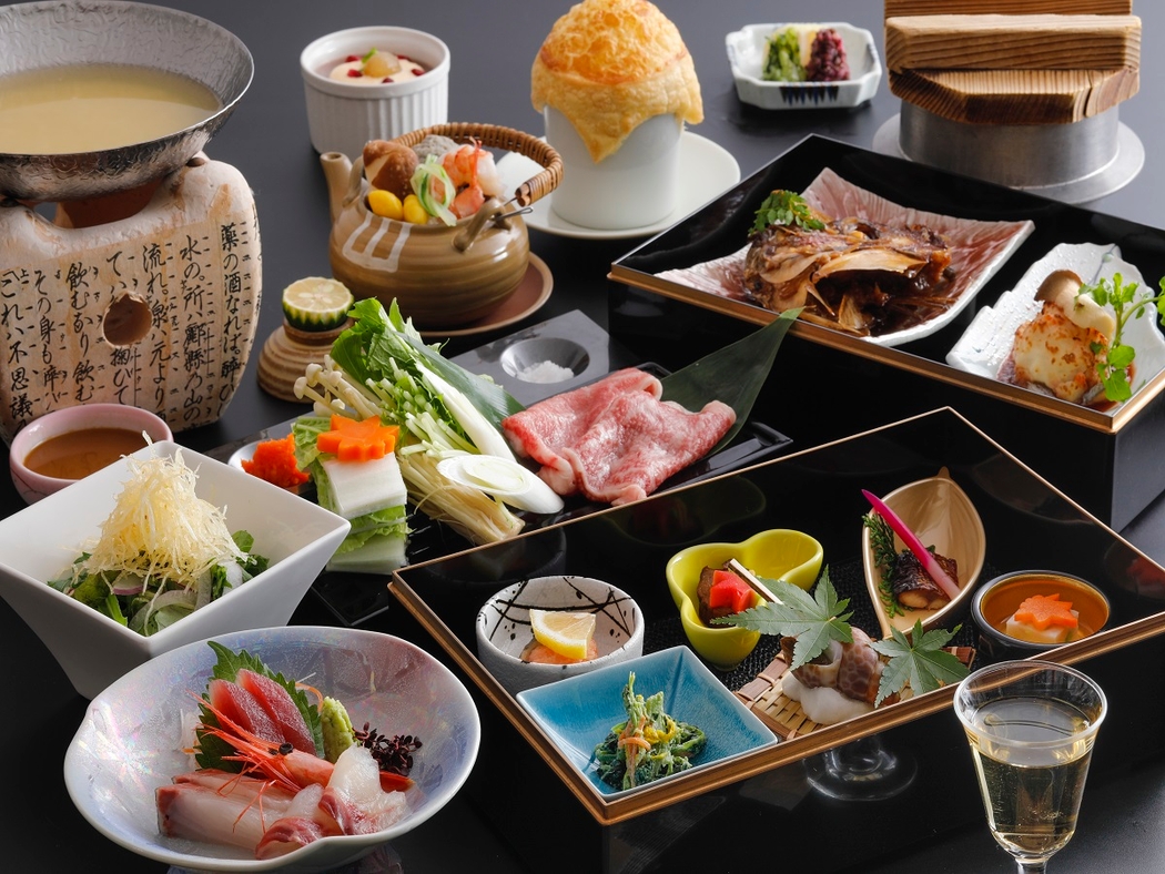 彩華の宿 多々見の加賀会席の料理