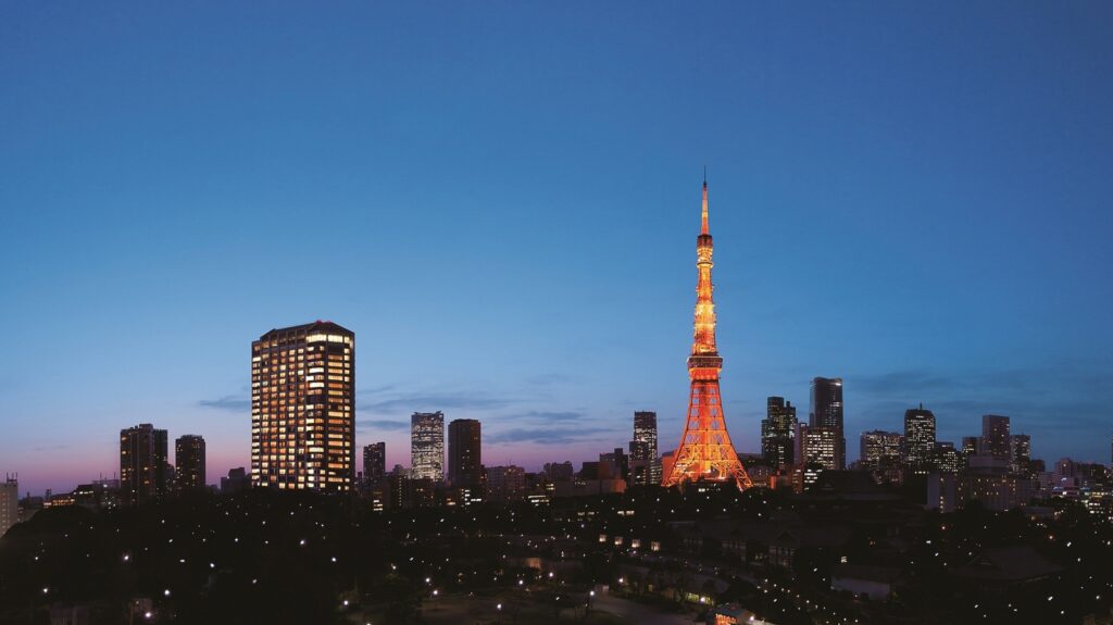 ザ・プリンス パークタワー東京の外観と東京タワー