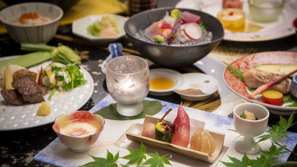 箱根湯本温泉 箱根 花紋の夕食（花紋流懐石の一例）